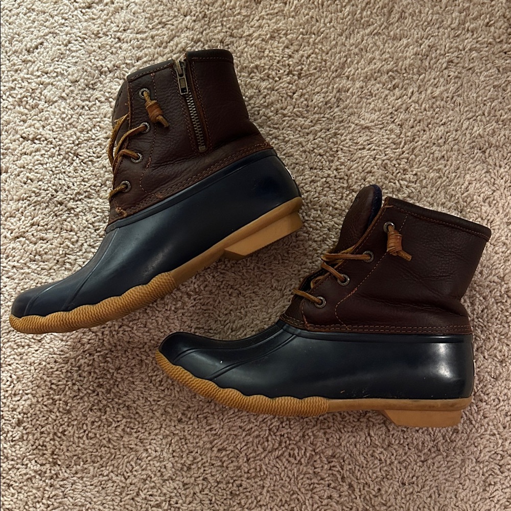 Sperry Women’s Two-Tone Duck Boots